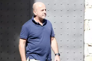 Ζητάει VAR στη συνέχεια του Κυπέλλου και το πληρώνει!