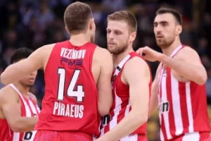 Όσο κερδίζει ελπίζει για την οκτάδα ο Ολυμπιακός