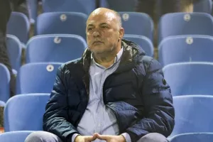 Μπέος κατά Κούγια στο Πρωτοδικείο: "Μην πιάνεις το όνομά μου στο στόμα σου"