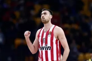 Μιλουτίνοφ: Τραυματίας κι εκτός δράσης για 20 μέρες