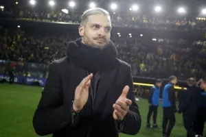 Συνάντηση Χαριστέα με αξιωματούχους της FIFA για το ban
