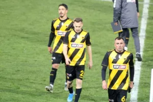Αγνοεί τη νίκη η ΑΕΚ στα ντέρμπι
