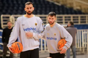 Με Γιάνκοβιτς η ΑΕΚ κόντρα στην Μπαντίρμα