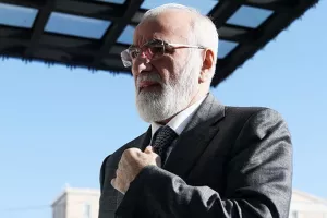Σαββίδης σε Μαρινάκη: "Τόσα χρόνια μας λέγατε επενδύστε, αυτό σας συμβουλεύουμε να κάνετε"