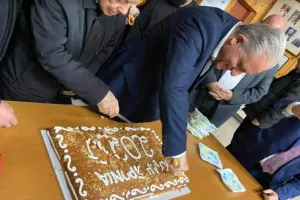 Κοπή βασιλόπιτας/φώτος