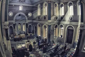 O προπονητής του Απόλλωνα έπιασε τον Σταυρό στην ιστορική Προκυμαία της Σμύρνης