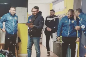 Έκπληξη στον κόουτς (φώτος)