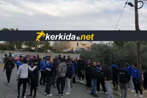 Οργανωμένοι στο "ΠΑΠ" για... ντόπες και αποδοκιμασίες (φώτος)