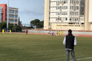 Πεντάρα... εκτός έδρας (φώτος)