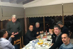 Παρατηρητές/Έκοψαν την βασιλόπιτα με Νικ Νικολάου 