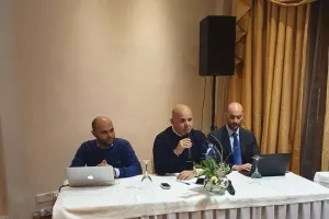 ΑΝΟ/Συγκέντρωση για το πλάνο "Champion Shares" (φώτος)