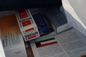 Δώρα/Απόλλων