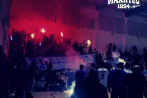 "Κάηκε" το κλειστό από τους "Μαχητές" (φώτο)
