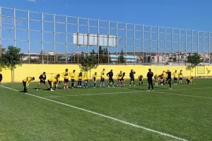 ΑΕΛίστικες... καλημέρες