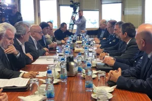 Ολοκληρώθηκε η σύσκεψη στο Υπουργείο (φώτος/βίντεο)