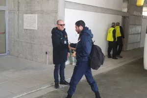 (ΦΩΤΟΣ) Η άφιξη της ΑΕΛ στην "ΑΡΕΝΑ"