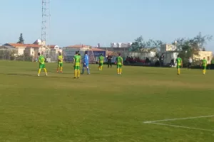 Νίκησε και ανέβηκε πρώτη! (φώτος)