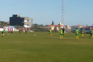 Νίκησε και ανέβηκε πρώτη! (φώτος)