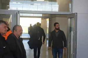 (ΦΩΤΟΣ) Η άφιξη της ΑΕΛ στην "ΑΡΕΝΑ"