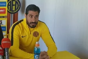 ΧΑΡΗΣ: “Θα θέλαμε να παίζουμε σε διαφορετικές συνθήκες”