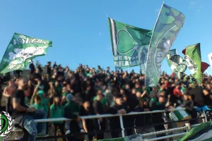 "Θυραεννιώτικη παράσταση"