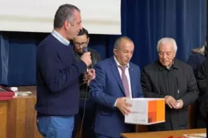 Κοπή βασιλόπιτας/φώτος