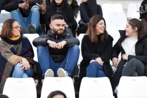 Δεύτερη νίκη και "γαλάζια" η πρόκριση... (φώτος)