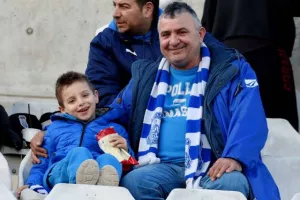 Δεύτερη νίκη και "γαλάζια" η πρόκριση... (φώτος)
