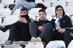 Δεύτερη νίκη και "γαλάζια" η πρόκριση... (φώτος)