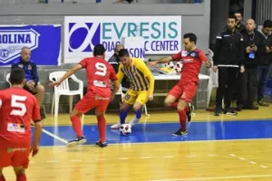 Από 0-3 στο 6-4 το ΑΠΟΕΛ! (φώτος)