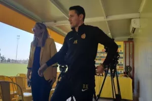 ΟΛΟΚΛΗΡΩΣΕ και αποφασίζει το Σάββατο για 20άδα