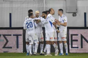 Η "Κυρία" πήρε το ντέρμπι και... απολαμβάνει το +4 (φώτος)