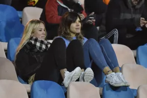 ΑΠΟΕΛ με εμφάνιση, ΓΚΟΛ και τρίποντο! (φώτος)