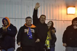 ΑΠΟΕΛ με εμφάνιση, ΓΚΟΛ και τρίποντο! (φώτος)