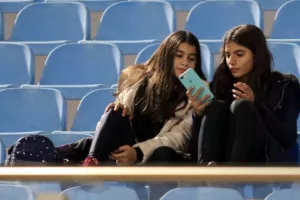 "Οξυγόνο" για ΕΝΠ, "βυθίζεται" η Δόξα! (φώτος)