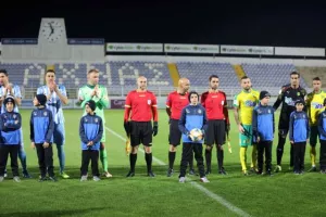 ΑΕΚΑΡΑ… με τρελή ανατροπή και καρέ Τρισκόφσκι!! (φώτος) 