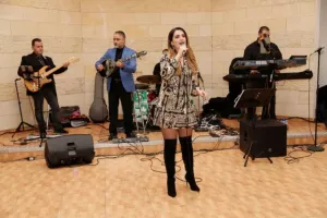 Ομόνοια/ΚΛΙΚΣ από το Χριστουγεννιάτικο χορό