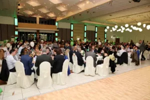 Ομόνοια/ΚΛΙΚΣ από το Χριστουγεννιάτικο χορό