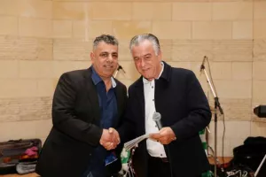 Ομόνοια/ΚΛΙΚΣ από το Χριστουγεννιάτικο χορό