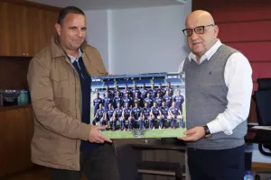 ΕΤΣΙ το "αντίο" (Φώτος/Βίντεο) 