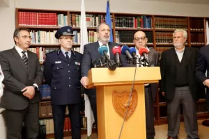 Ολοκληρώθηκε η σύσκεψη στο Υπουργείο (φώτος/βίντεο)