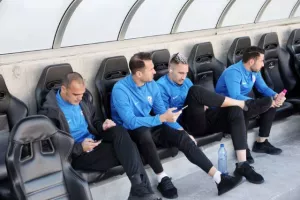 ΠΡΑΣΙΝΟ το ντέρμπι και... φωτιά στην κορυφή! (φώτος)