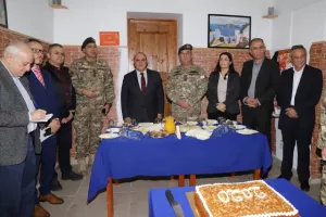 Ο Πρόεδρος του ΚΟΑ κοντά στους στρατευμένους αθλητές (φώτος)