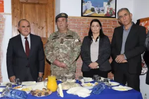 Ο Πρόεδρος του ΚΟΑ κοντά στους στρατευμένους αθλητές (φώτος)