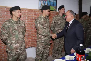 Ο Πρόεδρος του ΚΟΑ κοντά στους στρατευμένους αθλητές (φώτος)