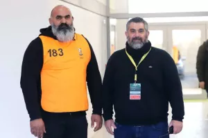 ΠΡΩΤΟ "τρίποντο" σε ντέρμπι και... άλμα! (Φώτος)