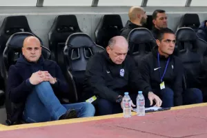 ΠΡΑΣΙΝΟ το ντέρμπι και... φωτιά στην κορυφή! (φώτος)