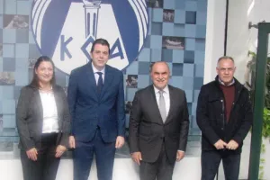 Ο Πρόεδρος ΚΟΑ συναντήθηκε με τον Δήμαρχο Στροβόλου