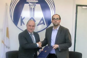 ΚΟΑ και ΕΑΚ υπέγραψαν μνημόνιο συνεργασίας
