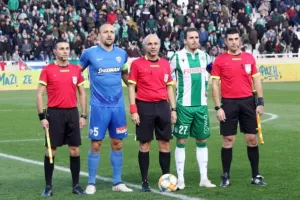 ΠΡΑΣΙΝΟ το ντέρμπι και... φωτιά στην κορυφή! (φώτος)